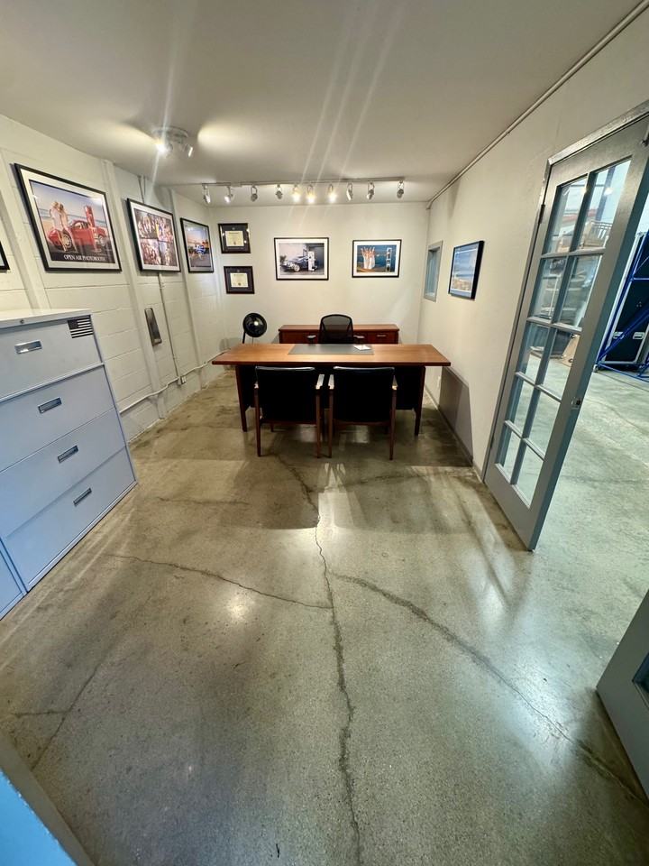 724 Union St #1 - Photo 3 of 5