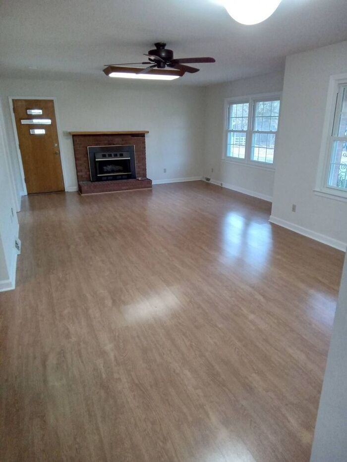 7914 Mill Grove Rd - Photo 2 of 14