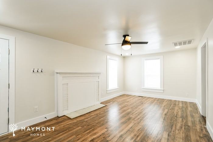 524 Flint St - Photo 4 of 11