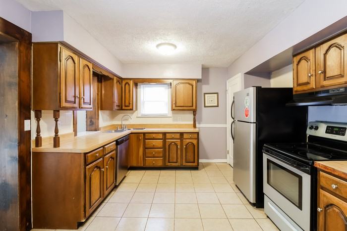 6920 Gloria Dr - Photo 6 of 13