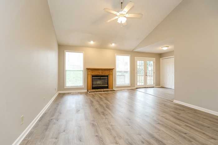 3507 Clearwater Dr - Photo 2 of 10