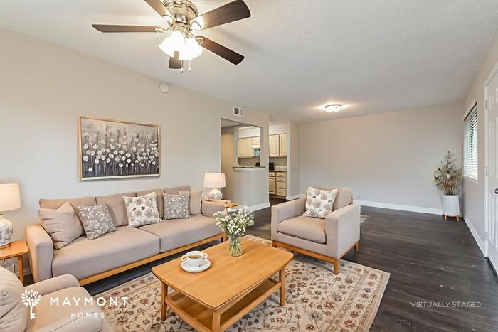 4421 Westminster Dr - Photo 4 of 14