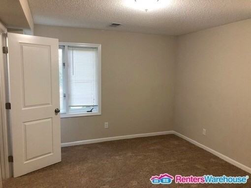 2442 Gettysburg Ave S - Photo 7 of 11