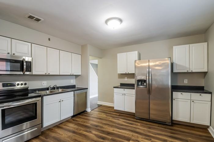 5678 Karen Ave - Photo 7 of 13