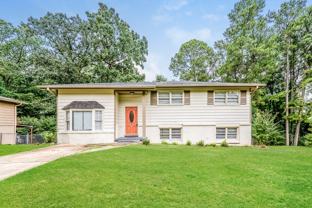 825 Park Dr - Photo 1 of 1