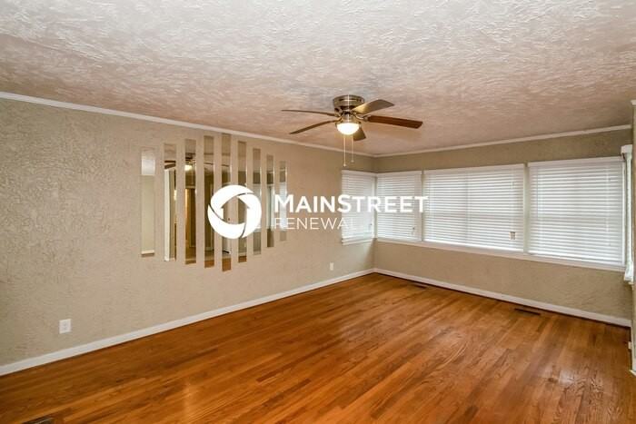 104 14th Ct Nw - Photo 3 of 15