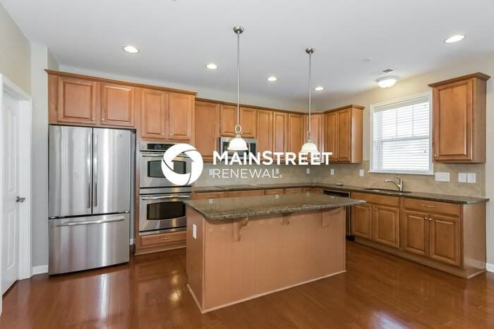 9163 Marasol Ln - Photo 5 of 16