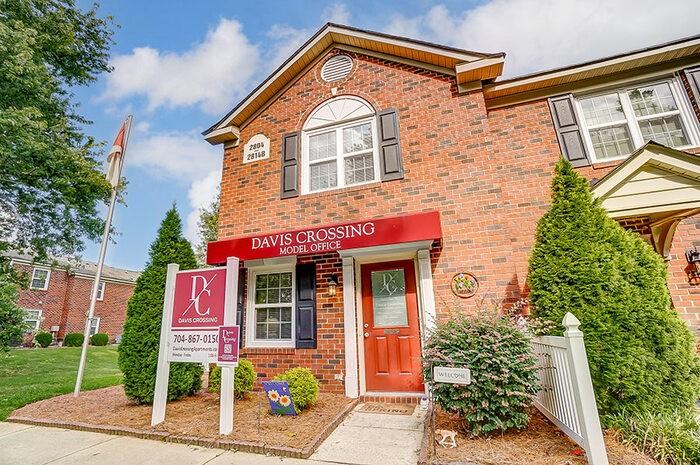 2818 Union Rd - Photo 2 of 16