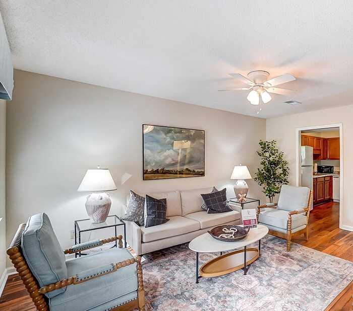 2818 Union Rd - Photo 3 of 16