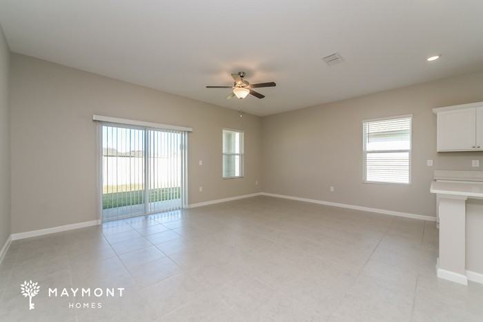 2736 Granville Dr - Photo 4 of 15