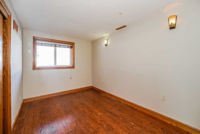 792 Hancock Cir - Photo 7 of 17