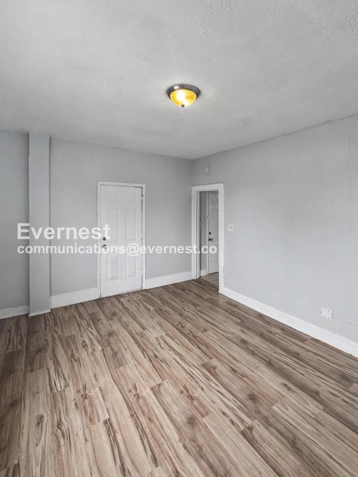 1393 Cable Ave - Photo 7 of 18