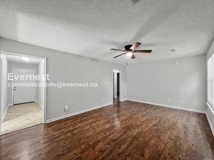 1984 Custer Dr - Photo 7 of 17