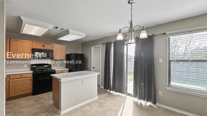 1216 Apollo Cir - Photo 2 of 22