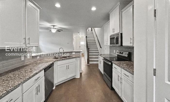 1924 Dillon Dr - Photo 4 of 25