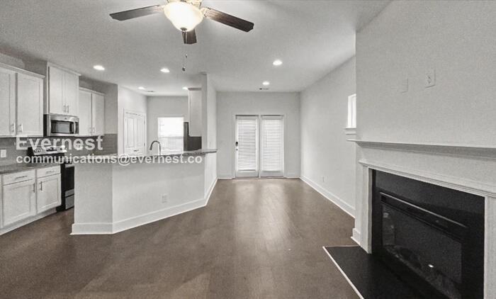 1924 Dillon Dr - Photo 5 of 25