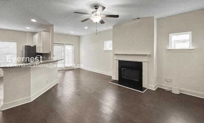 1924 Dillon Dr - Photo 6 of 25