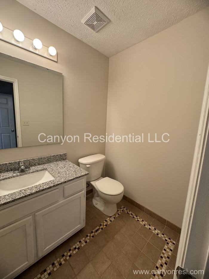 5628 Middlefield Pl - Photo 6 of 14