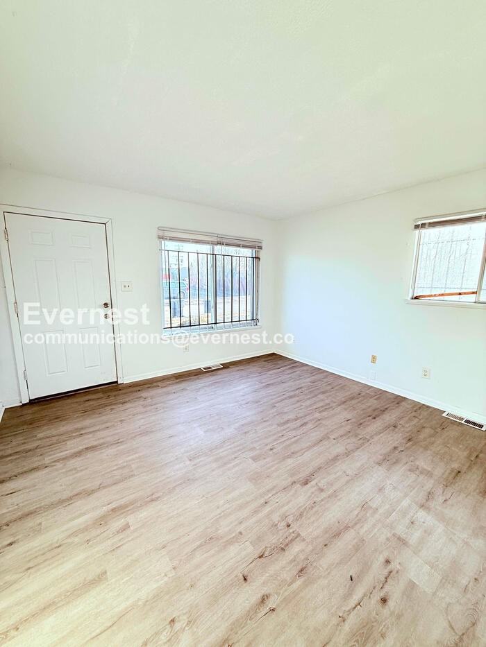 14439 Kent St - Photo 7 of 18