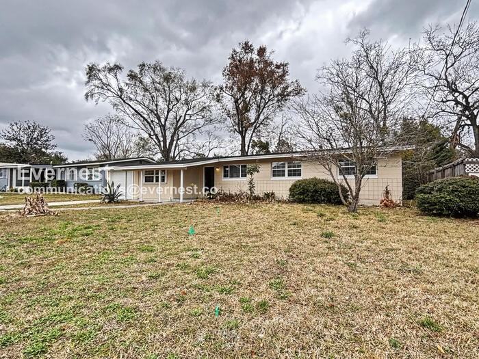 6757 Snow White Dr - Photo 2 of 22