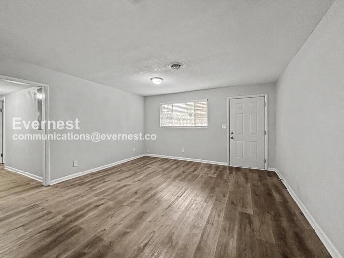 6757 Snow White Dr - Photo 5 of 22