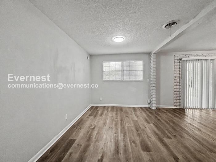 6757 Snow White Dr - Photo 6 of 22