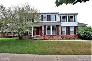 featured image of 3268 Monument #1