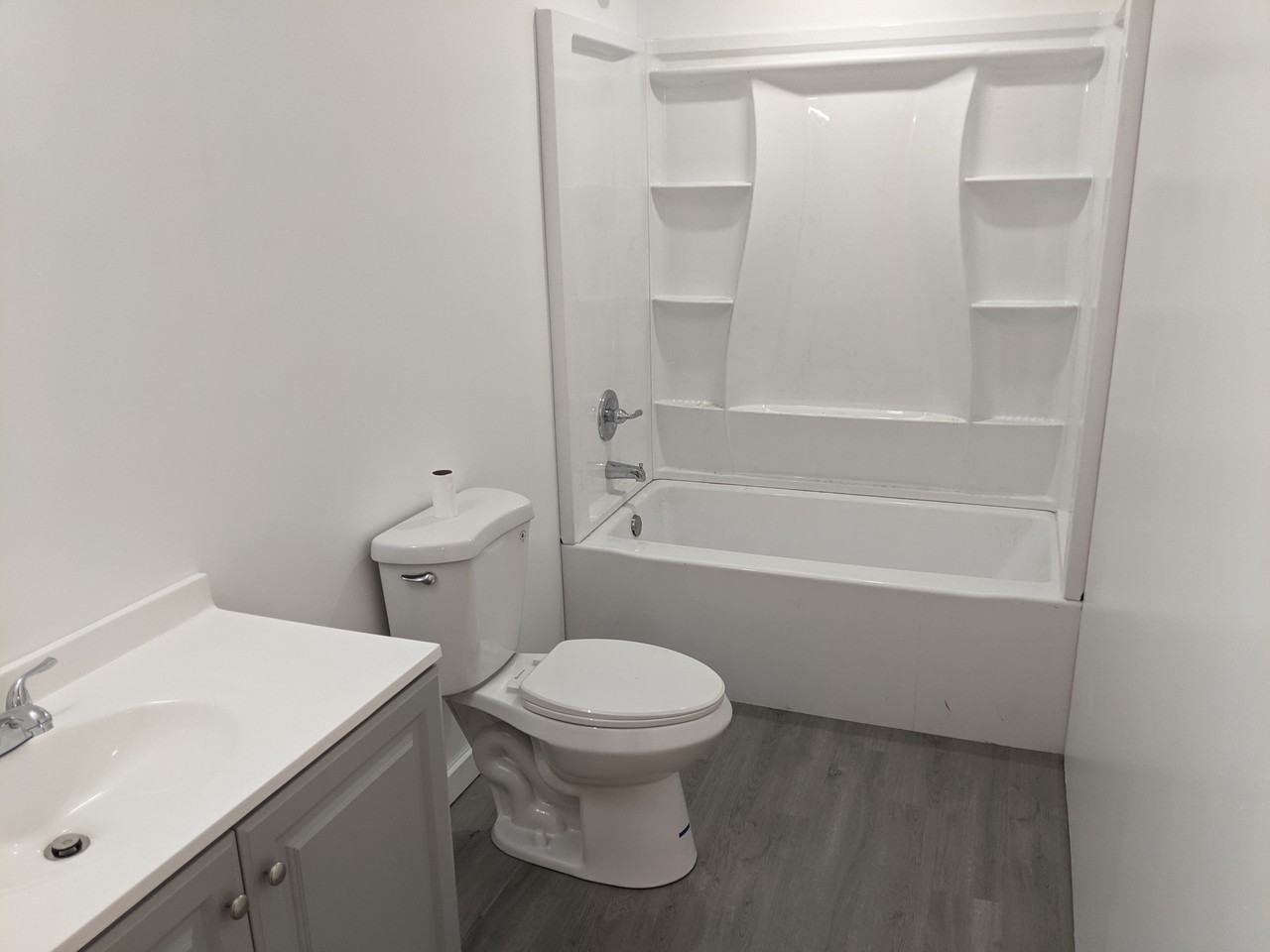 898 Se Saint Johns St #NA - Photo 4 of 6