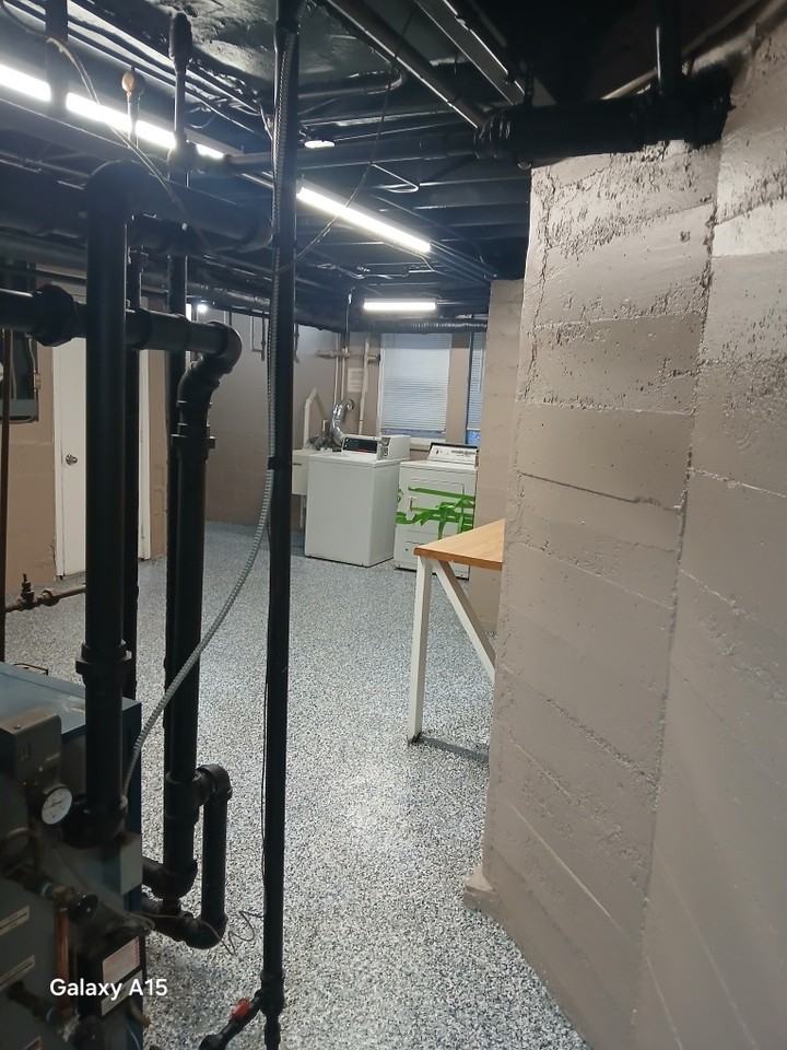 6520 Jefferson Ave #3S - Photo 3 of 8