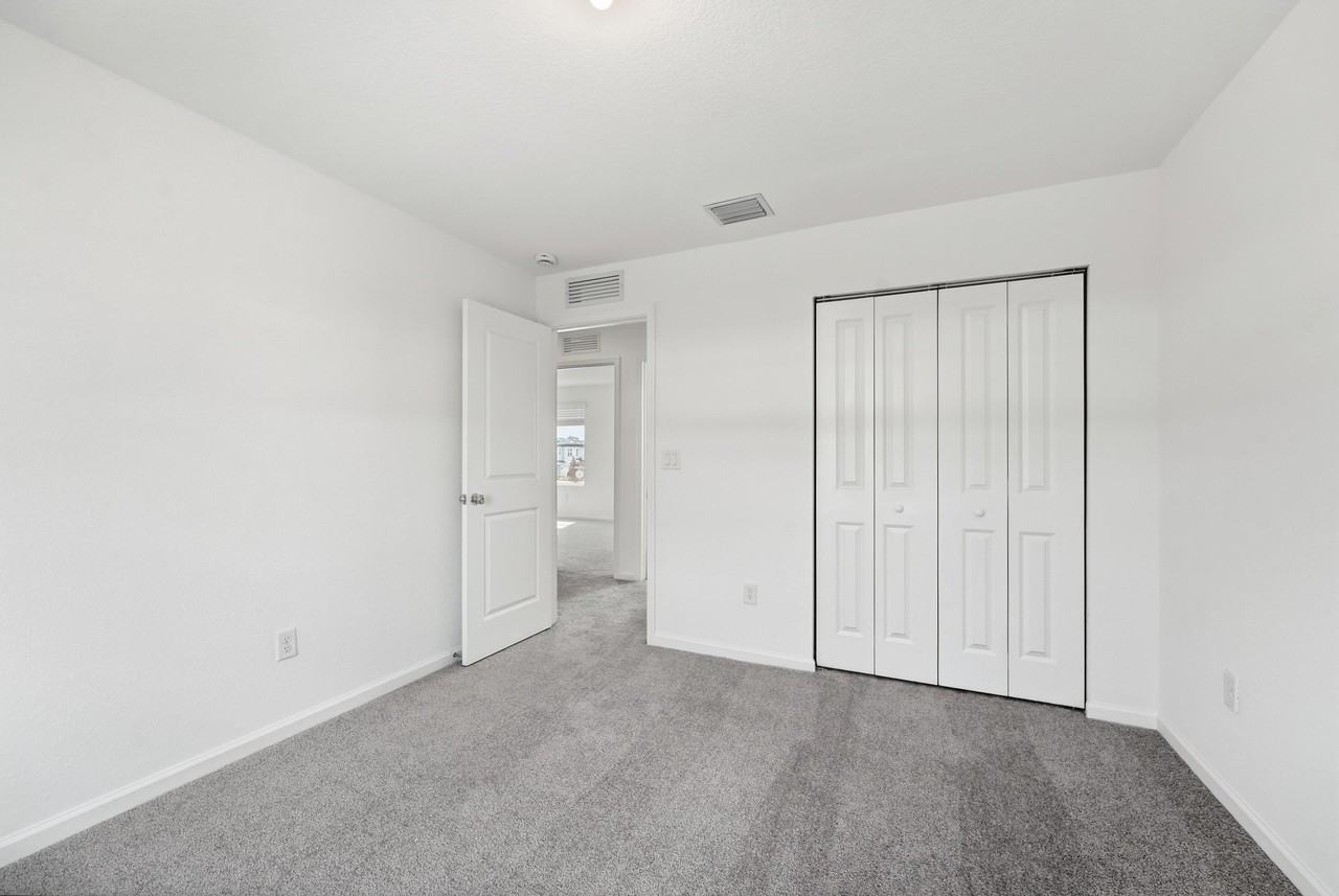 10436 Nw Suncrest Loop, #NA - Photo 7 of 10