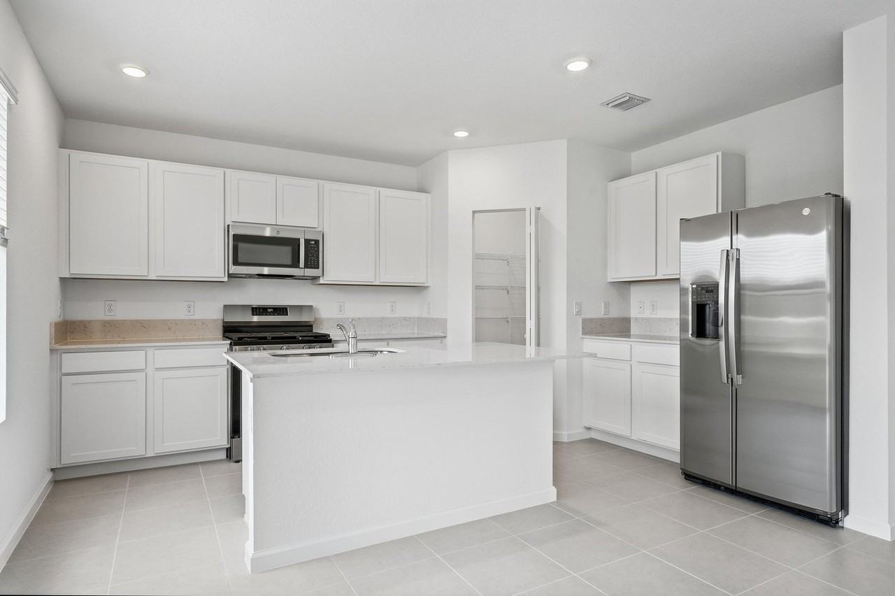 10485 Nw Suncrest Loop #NA - Photo 4 of 14