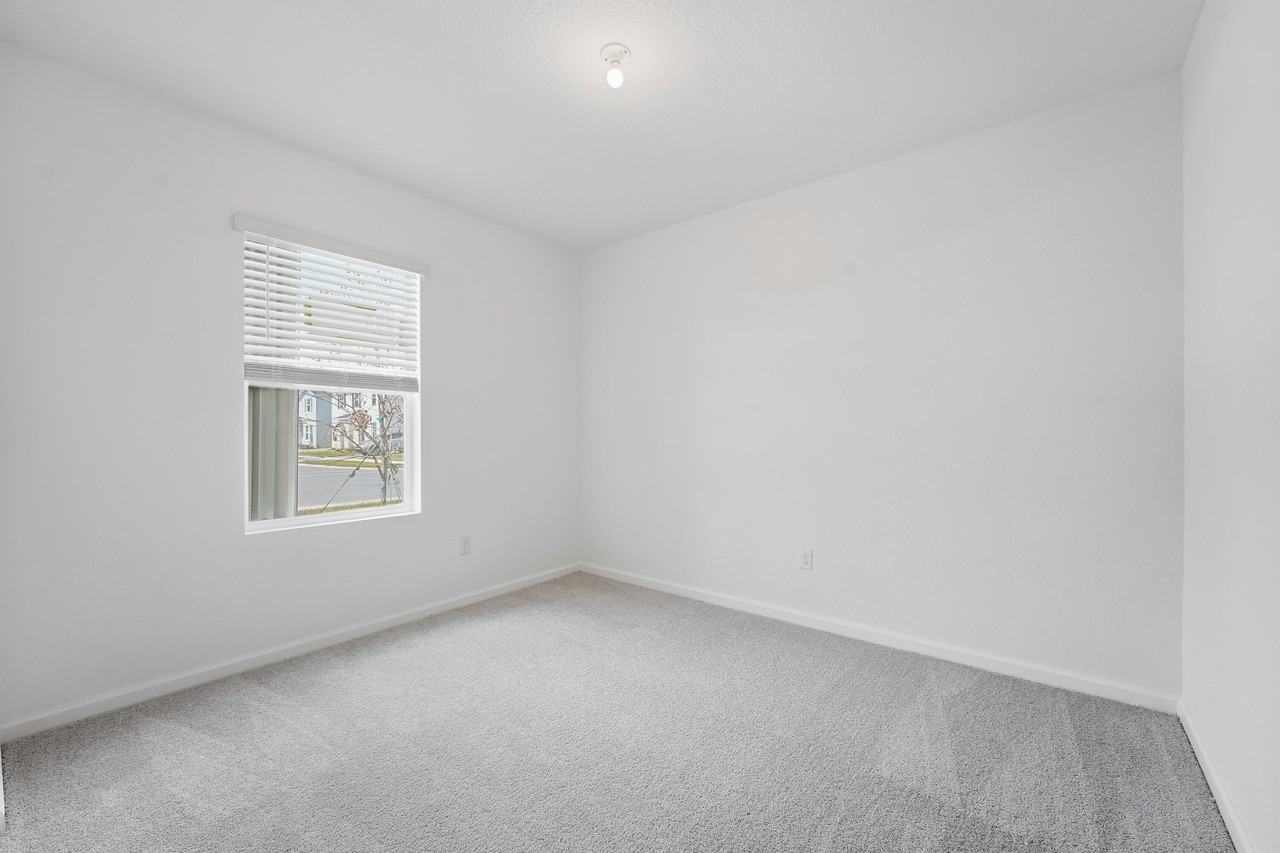 10485 Nw Suncrest Loop #NA - Photo 5 of 14