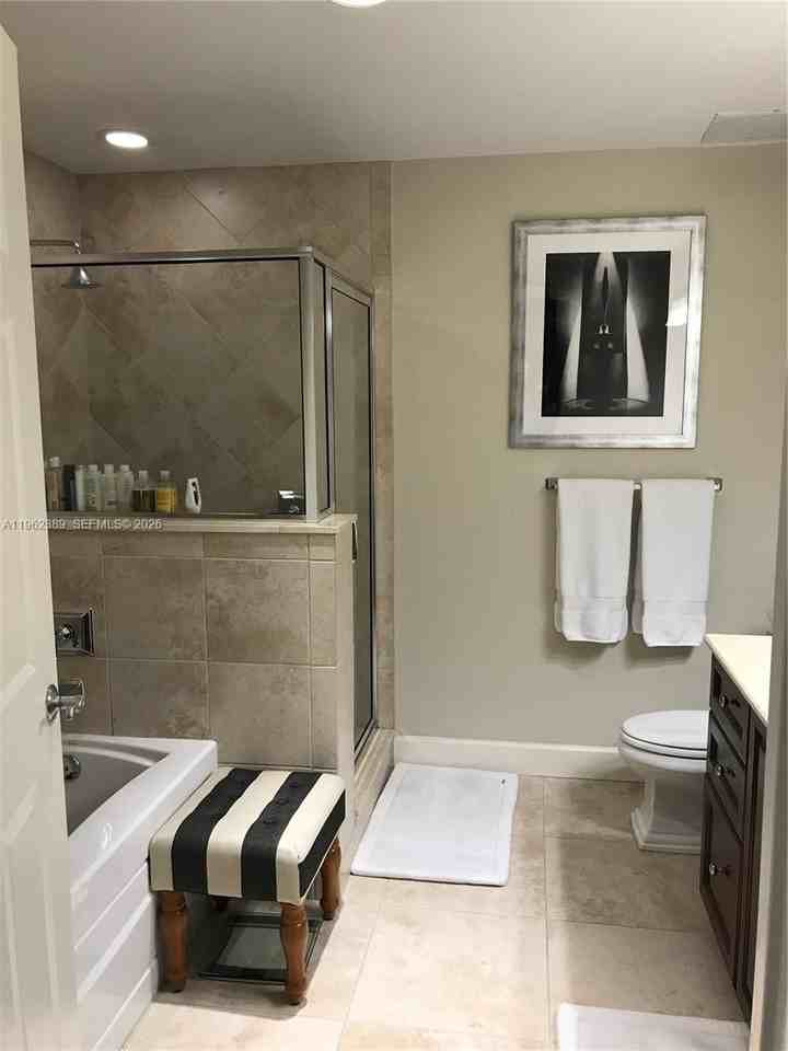 100 Andalusia Ave #402 - Photo 4 of 7