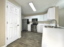 featured image of 100 Gethings Cir #290