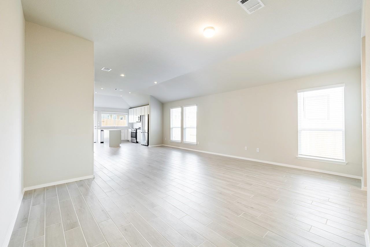 105 Crescent St #NA - Photo 2 of 18