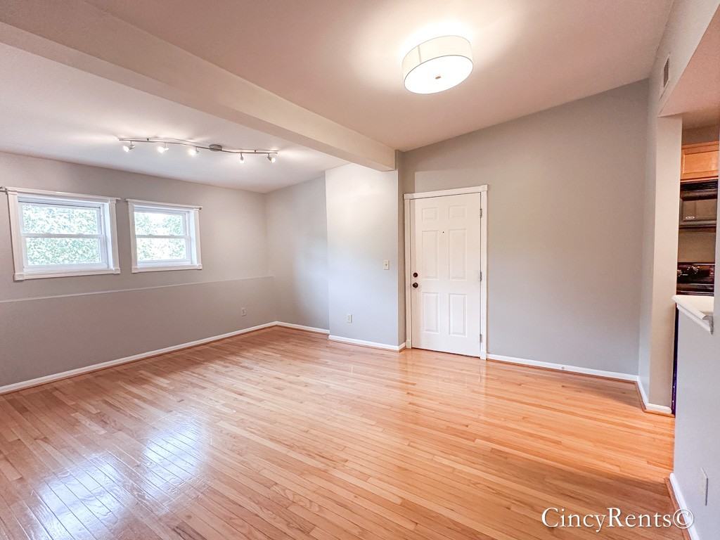 2126 Fulton Ave #6 - Photo 2 of 24