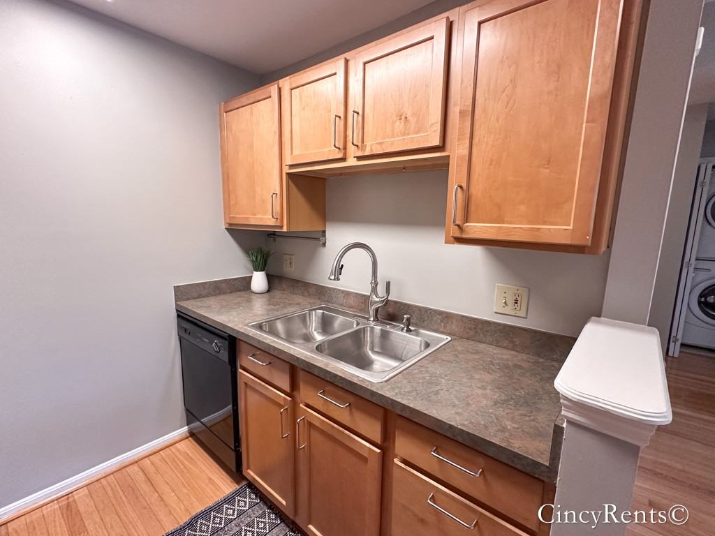 2126 Fulton Ave #6 - Photo 5 of 24