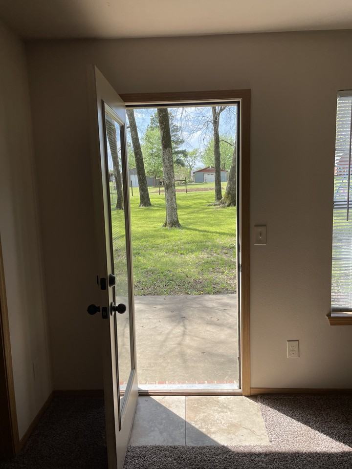 2103 N 52nd St - Photo 2 of 8