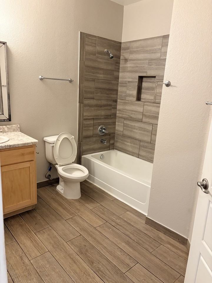 14977 Eddie Mullens Ct #A - Photo 5 of 10