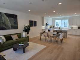 featured image of 2524 Chamomile Ln #2524