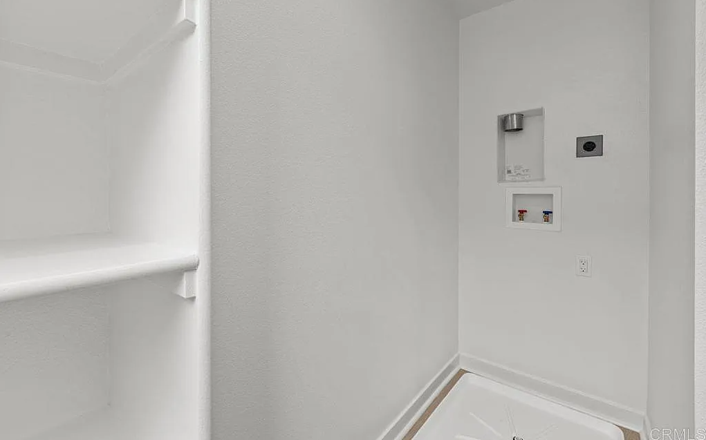 2524 Chamomile Ln #2524 - Photo 4 of 41