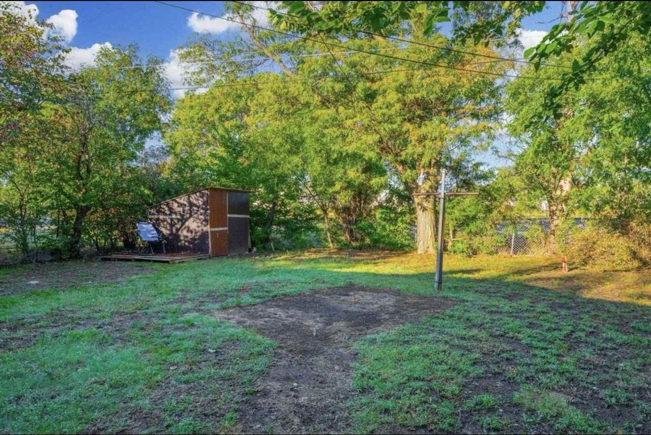 1637 S Pattie St #NA - Photo 3 of 10