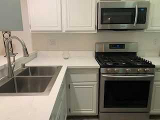 7120 Carlson Cir #290 - Photo 2 of 13