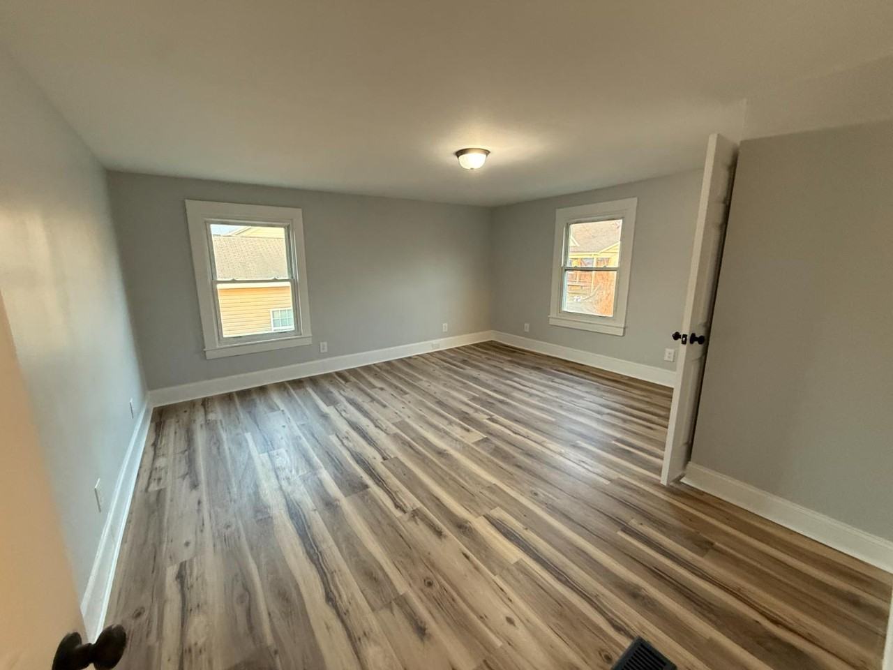 127 4th St - Photo 7 of 13