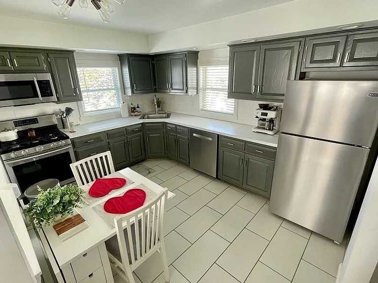 135 Boiling Springs Ave #2 - Photo 5 of 18