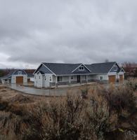 featured image of 3431 E Lowe Ave