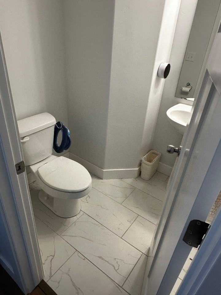 353 N High Ridge Rd - Photo 5 of 20