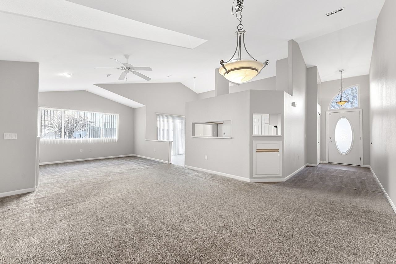 749 Hilltop Ln #749 - Photo 5 of 10