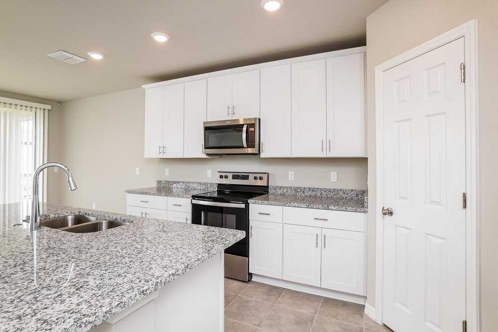 5284 Sanders Oak Trl - Photo 7 of 16