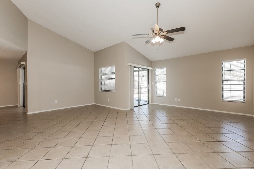 12206 Netherfield Ct - Photo 3 of 16